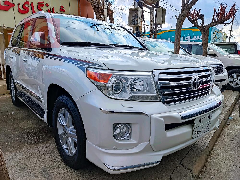 تويوتا لاندكروزر